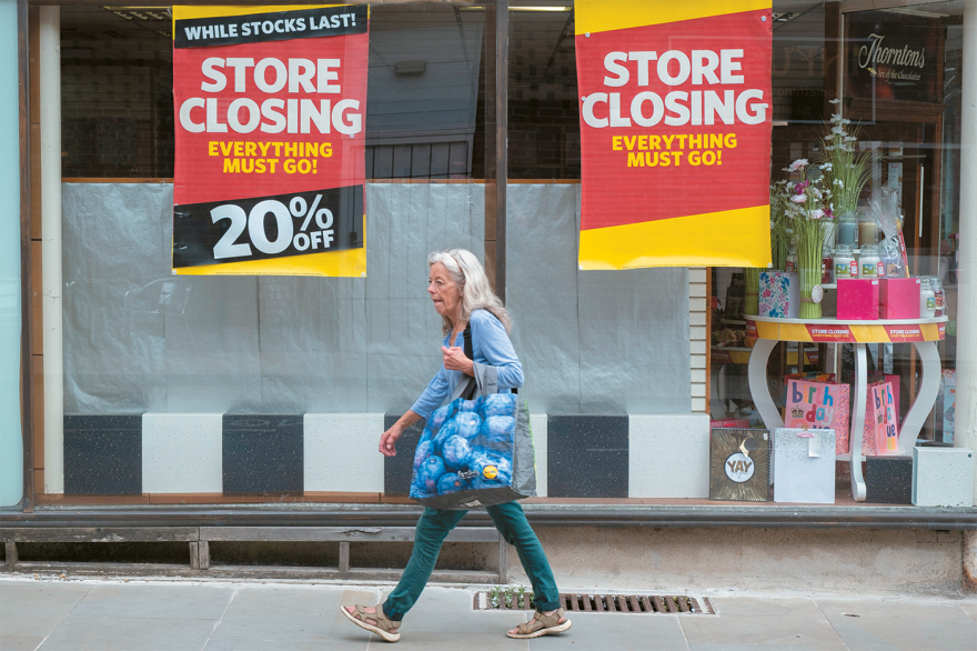 Οι Βρετανοί το ξανασκέφτονται: Το Brexit έφερε φόρους, ακρίβεια, ανεργία, brain drain, κατάρρευση του ΕΣΥ και τα χειρότερα έρχονται 