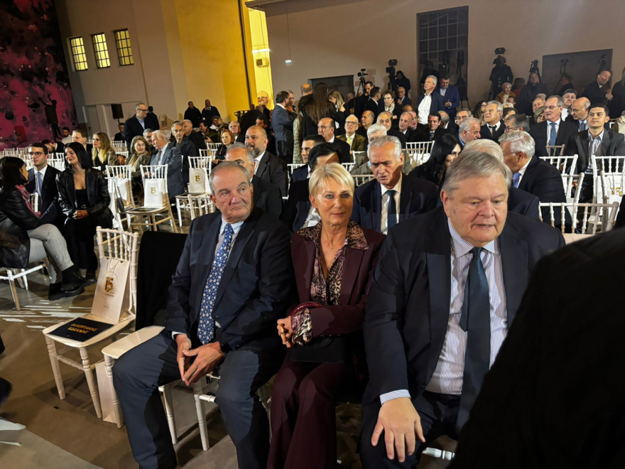 Με Καραμανλή, Βενιζέλο, Λαλιώτη και Λαζόπουλο η εκδήλωση για την «Κρίση της Δημοκρατίας σήμερα»