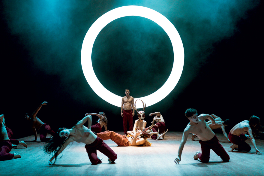 Πάρις Μέξης, o αφανής ήρωας της sold out παράστασης Φάουστ