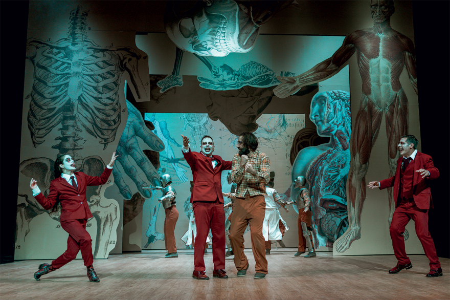 Πάρις Μέξης, o αφανής ήρωας της sold out παράστασης Φάουστ