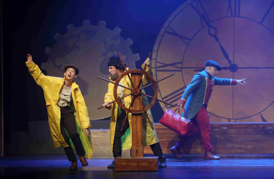 Μαγικές Γιορτές με την παράσταση - «Ο Γύρος του Κόσμου σε 80 Ημέρες» του Ιούλιου Βερν
