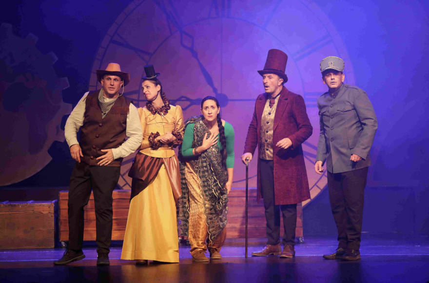 Μαγικές Γιορτές με την παράσταση - «Ο Γύρος του Κόσμου σε 80 Ημέρες» του Ιούλιου Βερν
