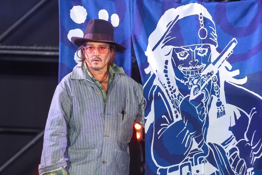 Ο «Τζακ Σπάροου» τώρα και σε anime - Η έκπληξη που περίμενε τον Τζόνι Ντεπ στο Τόκιο