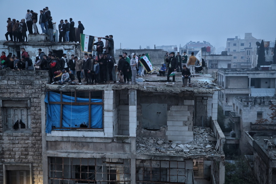 Πού βρίσκεται η Συρία έναν χρόνο μετά τον Άσαντ: Η χρυσή εξορία, το Ισλαμικό Κράτος και ο παράγοντας Ισράηλ 