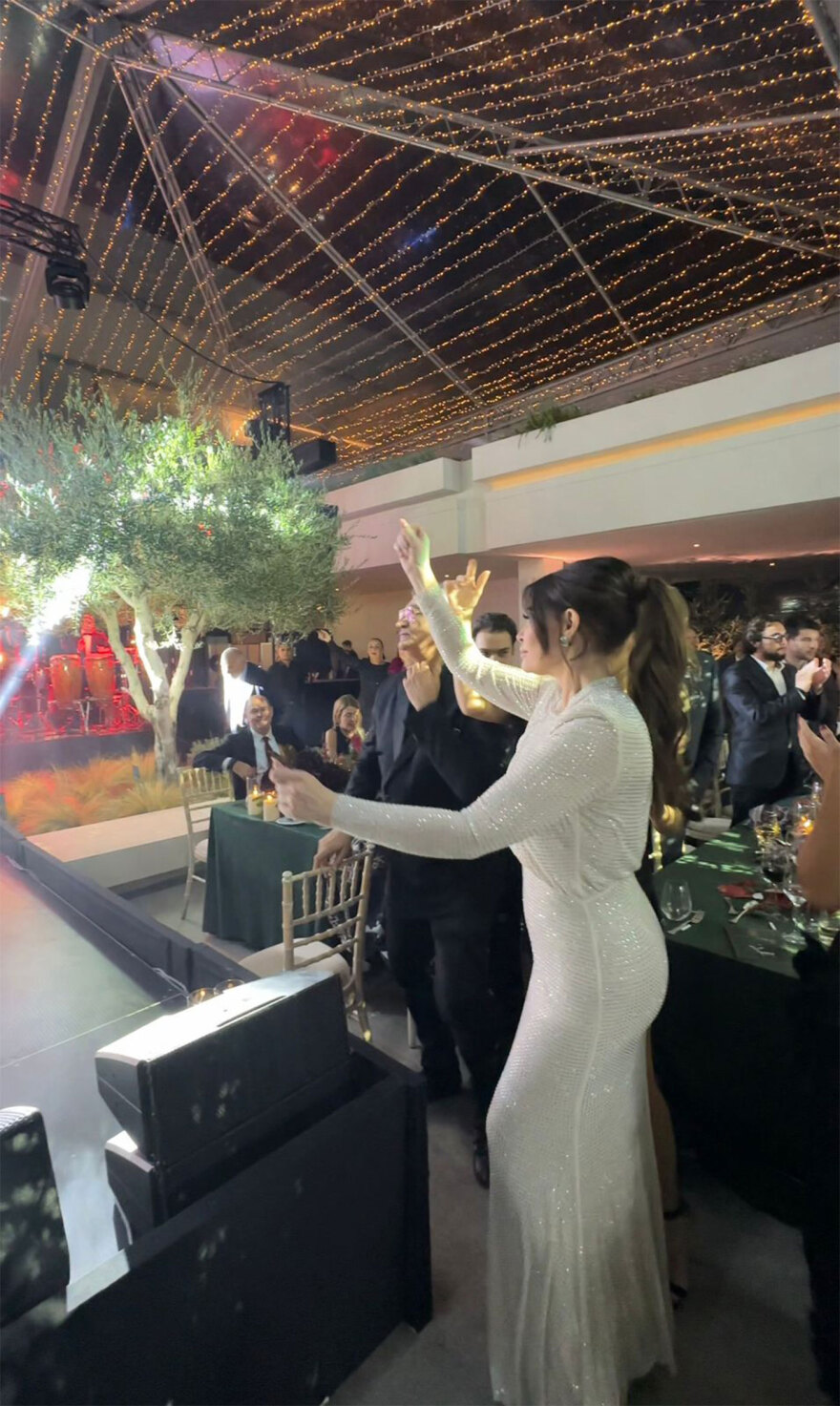 Φωτογραφίες και βίντεο: Το χριστουγεννιάτικο δείπνο Αγάπης από την «ΕΛΠΙΔΑ» - Ποιοι παρέστησαν