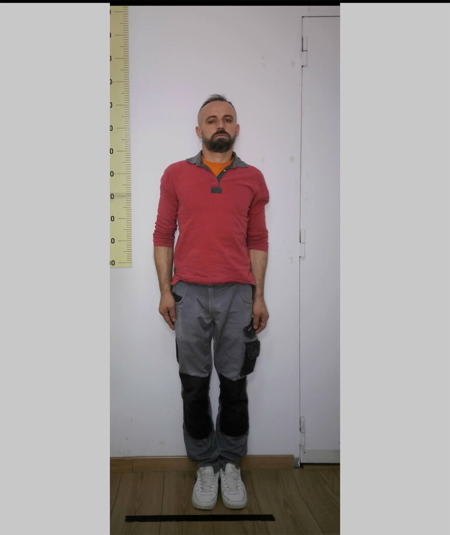 Στη δημοσιότητα οι φωτογραφίες του 20χρονου θείου και του συντρόφου του που ασελγούσαν στα ανήλικα ανίψια του