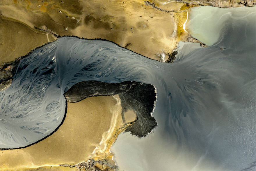 «Στεγνώνει» ο Μόρνος παρά τις έντονες βροχοπτώσεις, δείτε φωτογραφίες
