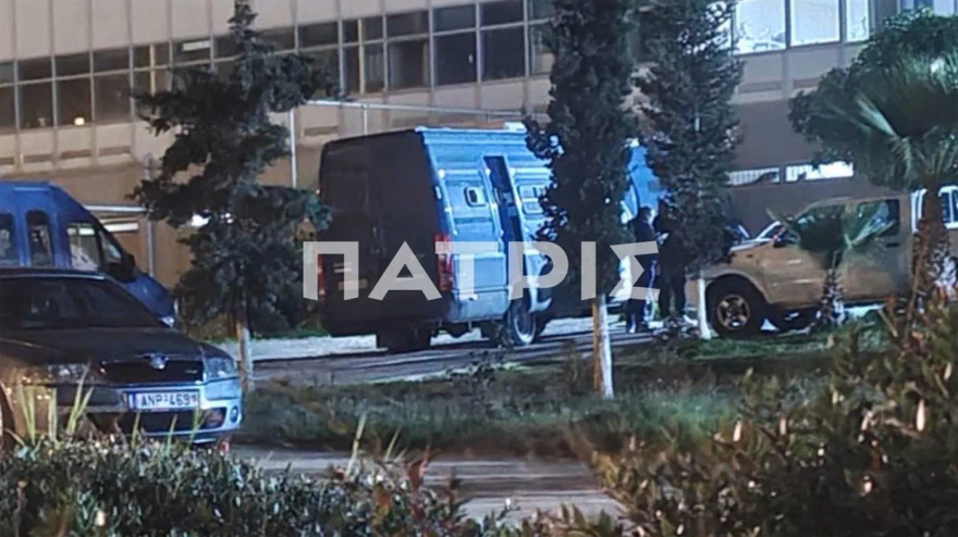 Στην Αθήνα μεταφέρονται οι 15 συλληφθέντες για τις παράνομες επιδοτήσεις του ΟΠΕΚΕΠΕ – Βίντεο από τη μεταγωγή opekepe-krhth__2_