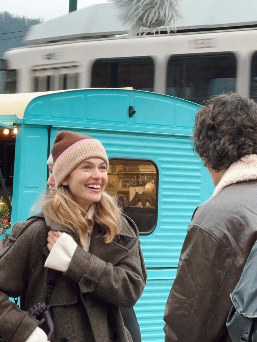 Maestro: Στη Βουδαπέστη ο Χριστόφορος Παπακαλιάτης και η Κλέλια Ανδριολάτου για τα γυρίσματα της νέας σεζόν