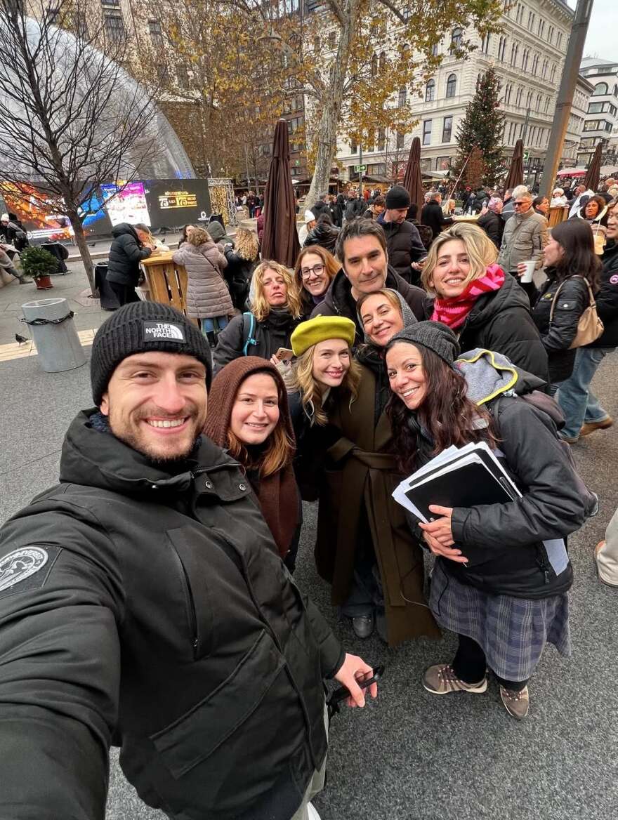 Maestro: Στη Βουδαπέστη ο Χριστόφορος Παπακαλιάτης και η Κλέλια Ανδριολάτου για τα γυρίσματα της νέας σεζόν