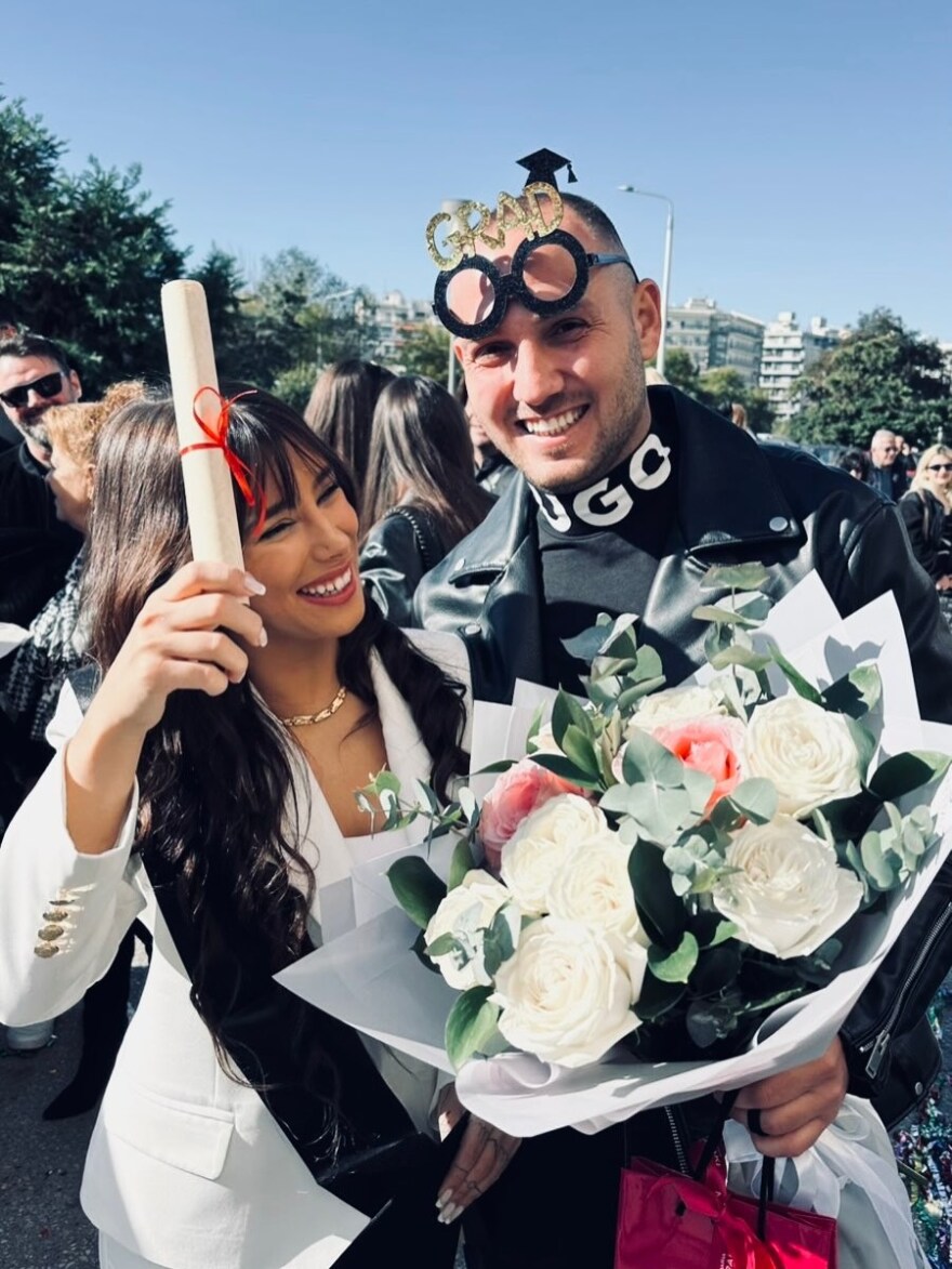 Πάολα: Η κόρη της δημοσίευσε φωτογραφίες από την ορκωμοσία της