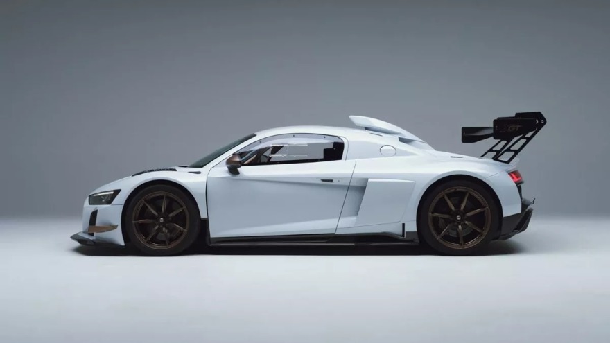 Το ABT XGT είναι ένα αγωνιστικό για το δρόμο