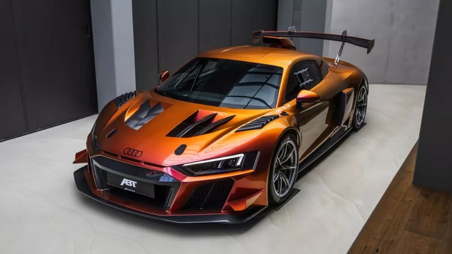 Το ABT XGT είναι ένα αγωνιστικό για το δρόμο