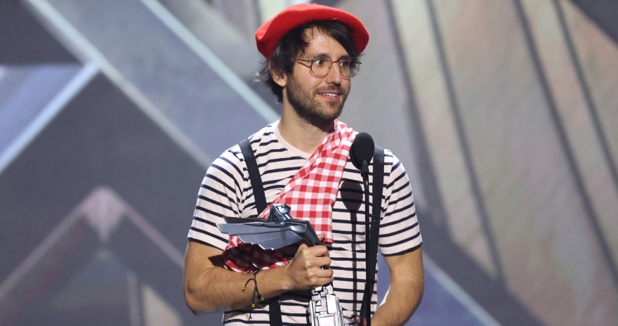 Ο Μακρόν αποθέωσε το Clair Obscur: Expedition 33, το videogame που σάρωσε στα Game Awards