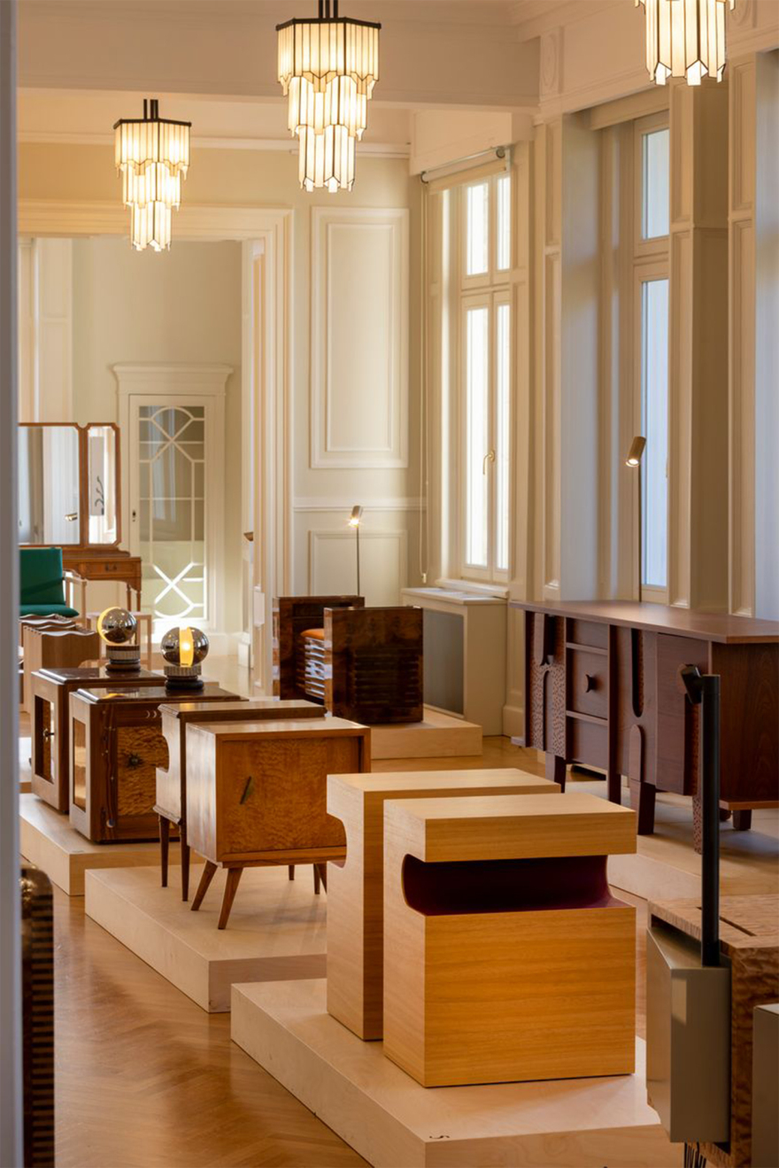 SIRIGOS - Ένας αιώνας και ένας χρόνος: Η επετειακή έκθεση μιας εμβληματικής εταιρείας στον χώρο του επίπλου