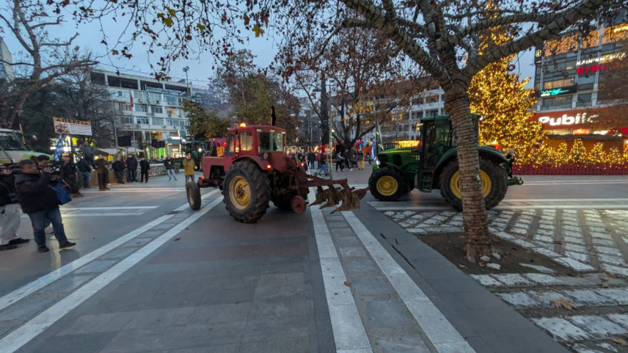 Οι «κόκκινες γραμμές» των αγροτών και τα 160 εκατ. ευρώ που βάζει στο τραπέζι η κυβέρνηση για σιτάρι, βαμβάκι και κτηνοτροφία