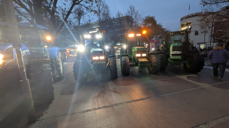 Οι «κόκκινες γραμμές» των αγροτών και τα 160 εκατ. ευρώ που βάζει στο τραπέζι η κυβέρνηση για σιτάρι, βαμβάκι και κτηνοτροφία