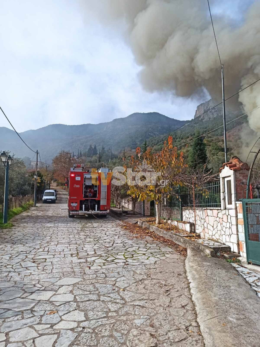70χρονος κάηκε μέσα στο αυτοκίνητό του στη Φωκίδα ενώ την ίδια ώρα είχε πάρει φωτιά και το σπίτι του