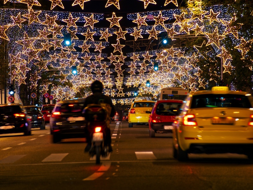 Ασφάλεια αυτοκινήτου: Όταν τα πάγια έξοδα αυξάνονται, οι δόσεις με χρεωστική είναι η λύση