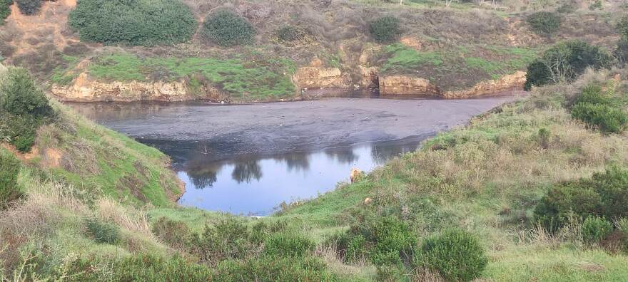 Έριχναν υγρά απόβλητα και βοθρολύματα σε ορεινή περιοχή της Χαλκιδικής, τέσσερις συλλήψεις