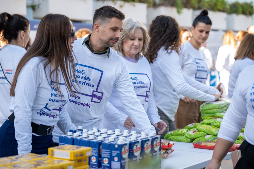 Μικρές πράξεις, μεγάλα χαμόγελα με το πρόγραμμα «Μαζί, για κάθε οικογένεια»