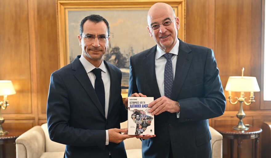 Νέο βιβλίο από τον Ιάσονα Πιπίνη για την Λατινική Αμερική και τον Πάμπλο Εσκομπάρ