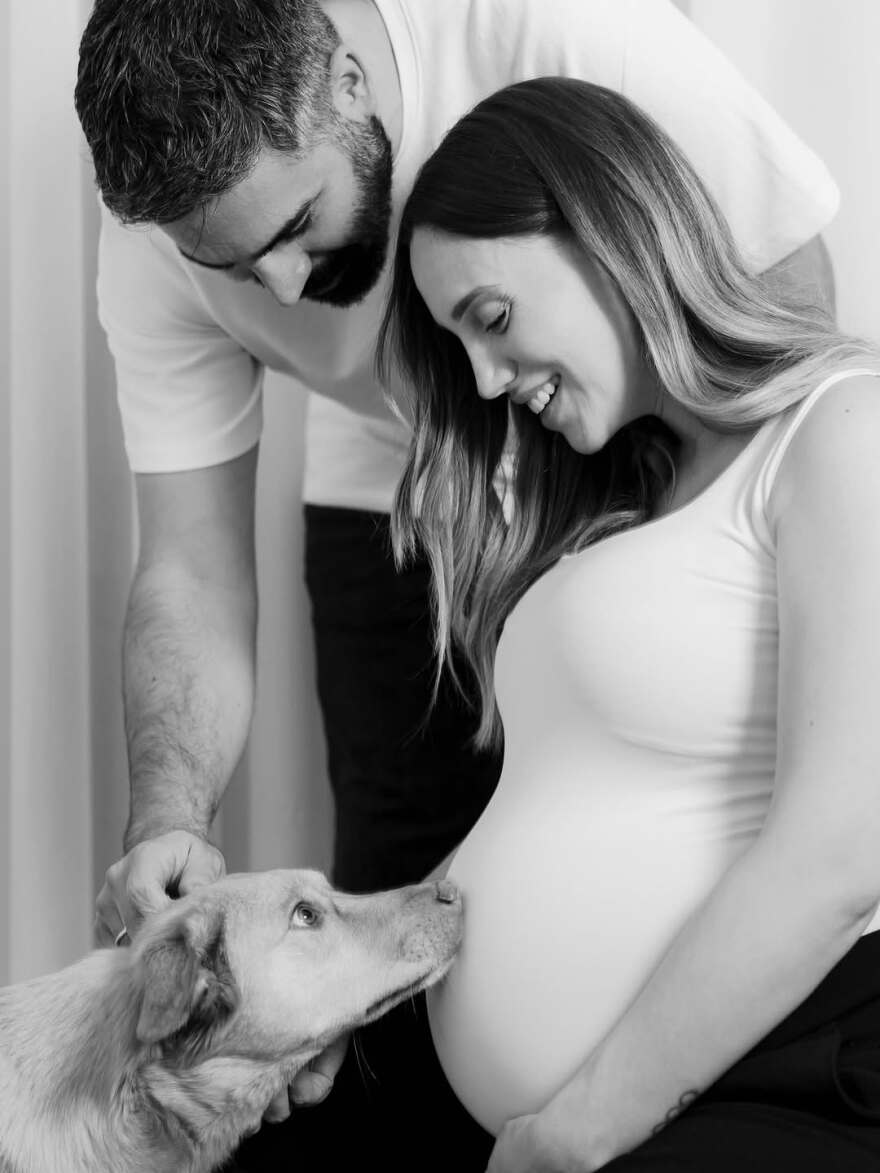 «Η οικογένειά μας μεγαλώνει»: Ετοιμόγεννη η Άννα Κορακάκη, αποκάλυψε το φύλο του μωρού που περιμένει, δείτε φωτογραφίες
