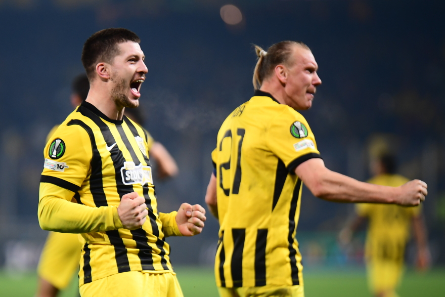 Kοντράστ συναισθημάτων: Η απόλυτη λύτρωση για την ΑΕΚ και η κατάρρευση των δακρυσμένων παικτών της Κραϊόβα