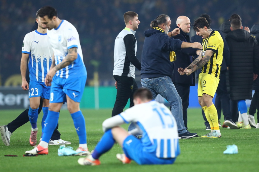 Kοντράστ συναισθημάτων: Η απόλυτη λύτρωση για την ΑΕΚ και η κατάρρευση των δακρυσμένων παικτών της Κραϊόβα