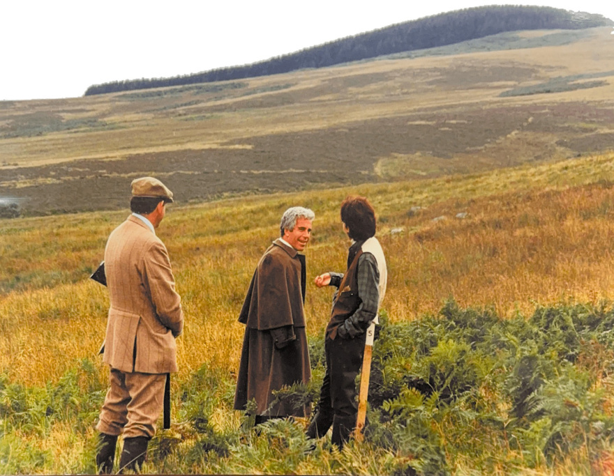 Φάκελος Έπσταϊν: Οι φωτογραφίες που δείχνουν πώς ο Άντριου «άνοιξε την πόρτα» της βρετανικής ελίτ στον παιδόφιλο χρηματιστή