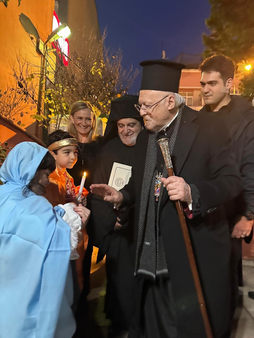 Στην Χριστουγεννιάτικη γιορτή της Ιεράς Μητρόπολης Δέρκων ο Πατριάρχης Βαρθολομαίος, δείτε βίντεο και φωτογραφίες
