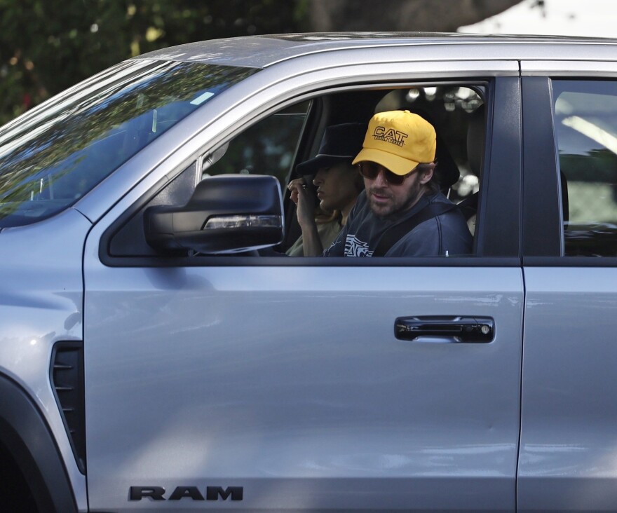 Η σπάνια δημόσια εμφάνιση του Ράιαν Γκόσλινγκ και της Εύα Μέντες με τα παιδιά τους 