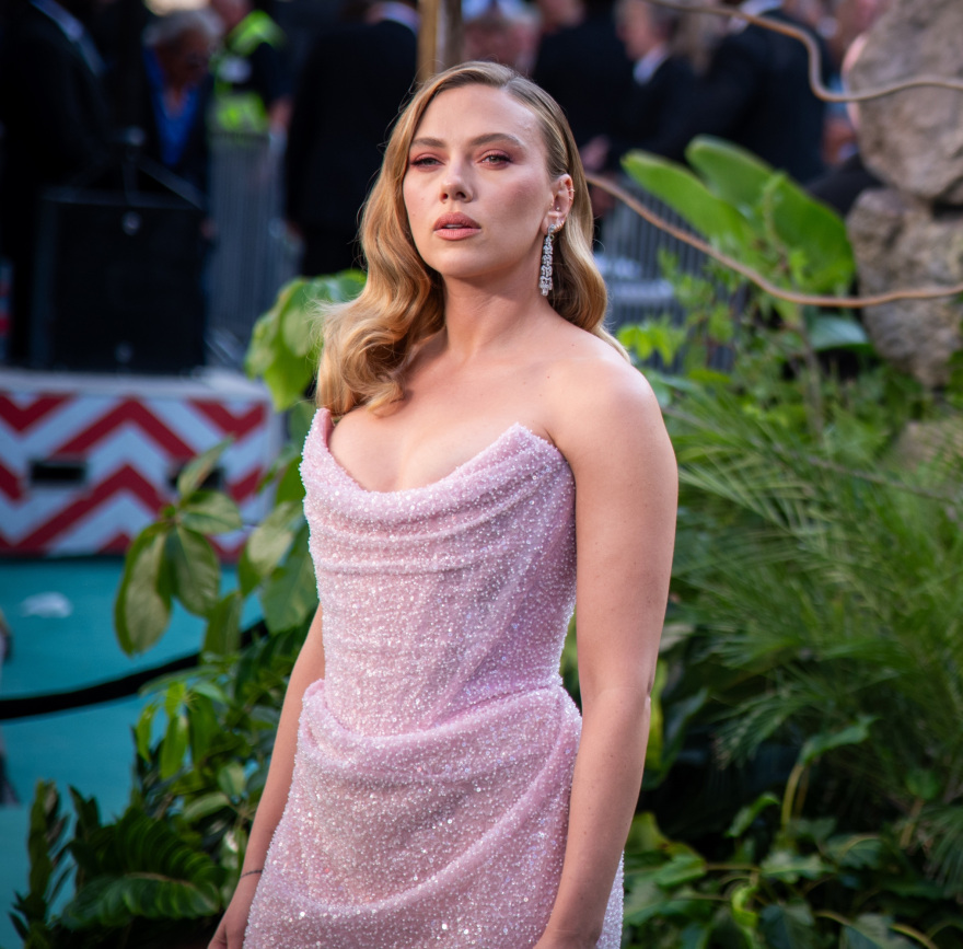 Όταν η λάμψη του Χόλιγουντ… ξεθωριάζει: 10 ηθοποιοί που μύριζαν άσχημα στα γυρίσματα