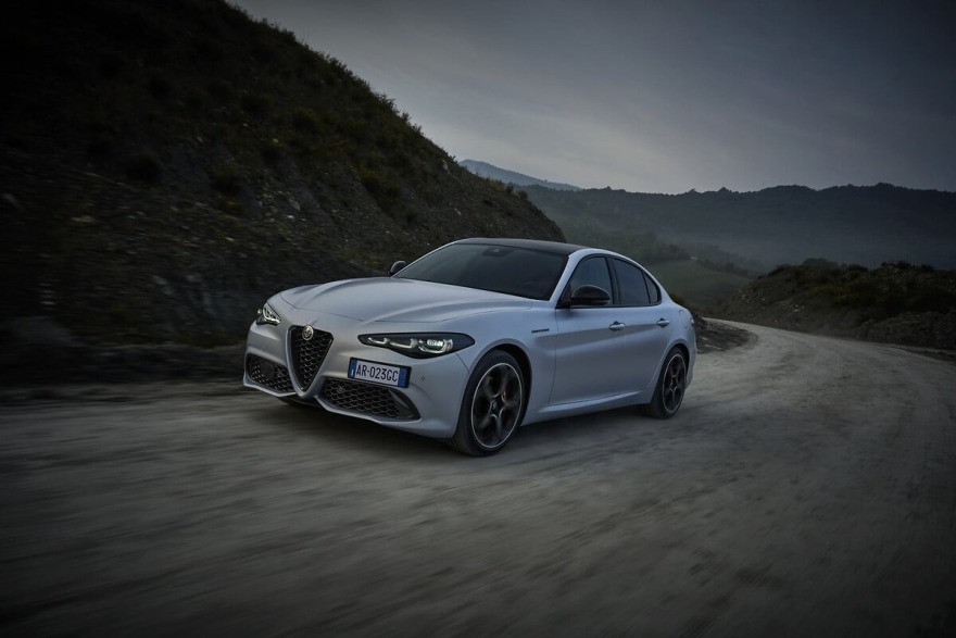 Ακόμα μια ανανέωση για τις Alfa Romeo Giulia και Stelvio