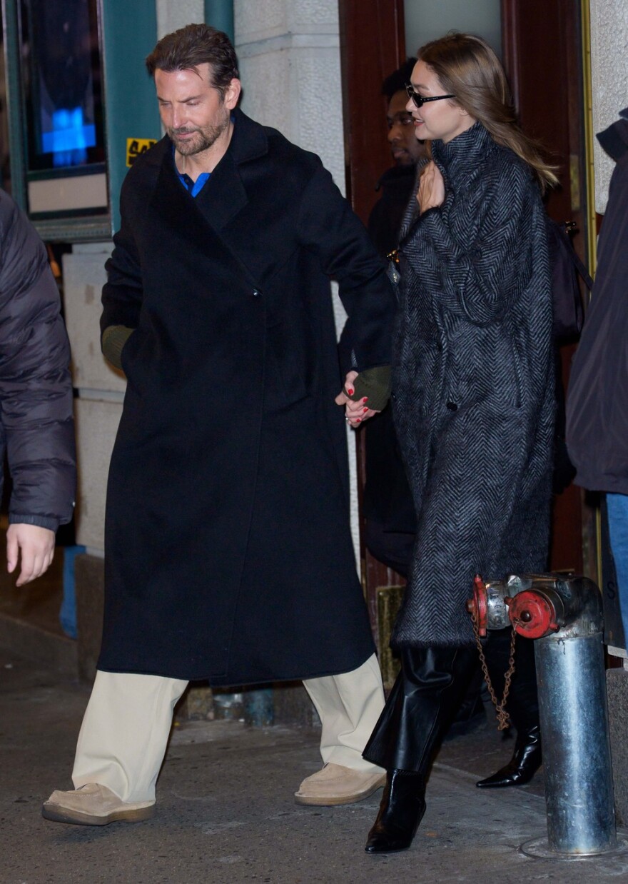 Μπράντλεϊ Κούπερ και Τζίτζι Χαντίντ ερωτευμένοι στη Νέα Υόρκη, δείτε φωτογραφίες