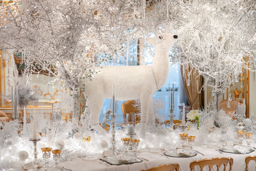 Συμβουλές για το γιορτινό τραπέζι από την event planner Βανεσα Σουραβλιά