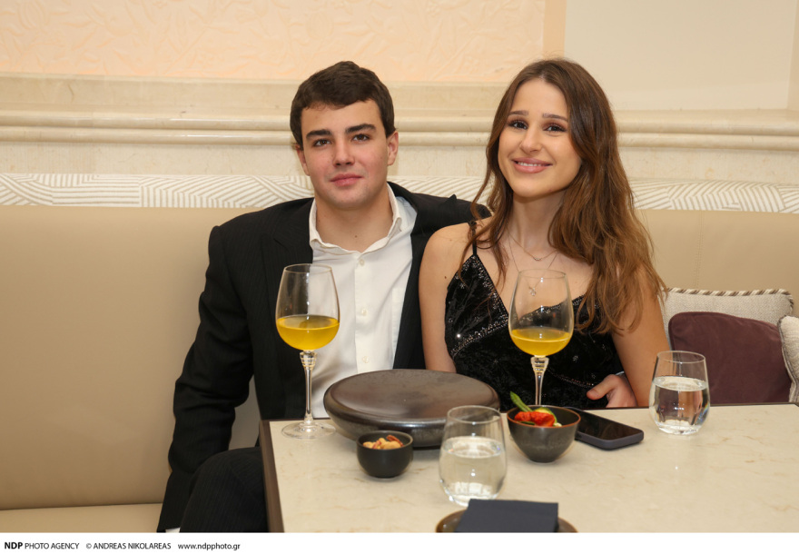 Το  Χριστουγεννιάτικο Party του Θεάτρου Παλλάς στο “George, The Lobby Bar” του ξενοδοχείου King George
