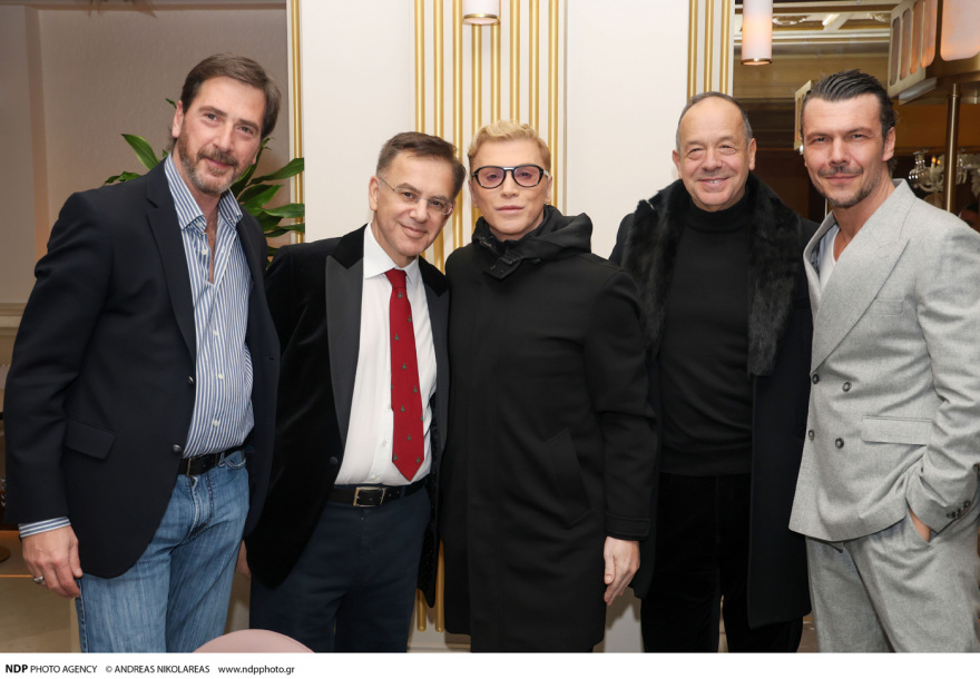 Το  Χριστουγεννιάτικο Party του Θεάτρου Παλλάς στο “George, The Lobby Bar” του ξενοδοχείου King George
