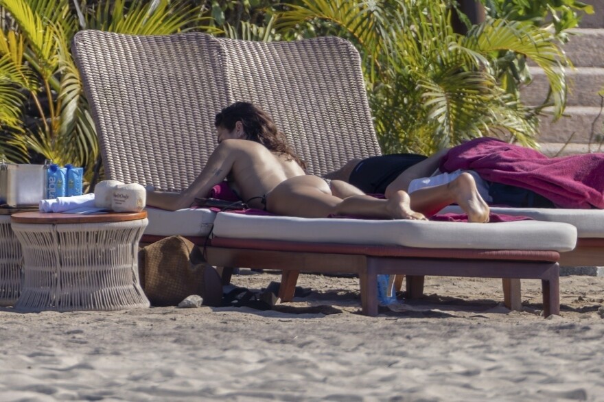 Η Ντούα Λίπα και ο Κάλουμ Τέρνερ συνεχίζουν τις διακοπές τους στο Μεξικό