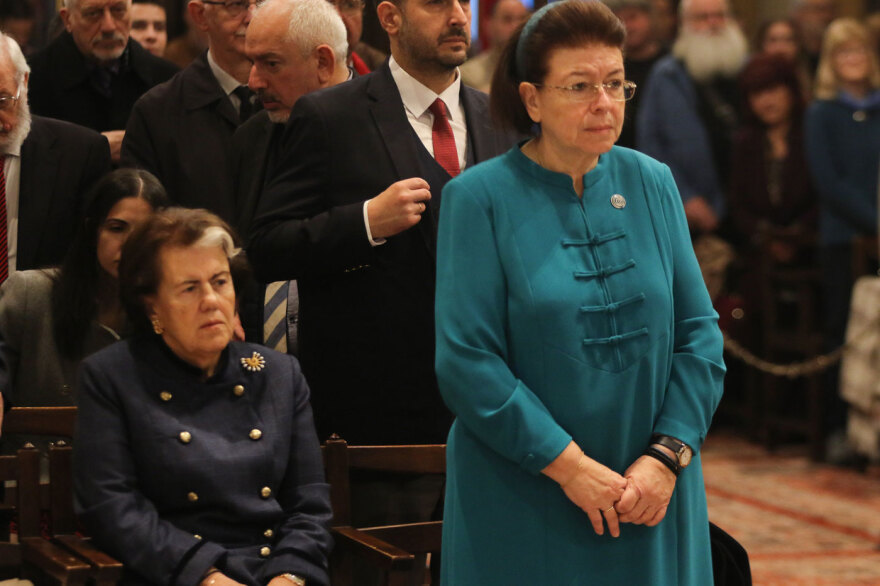 Θεία Λειτουργία στη Μητρόπολη Αθηνών υπό τον Αρχιεπίσκοπο Ιερώνυμο
