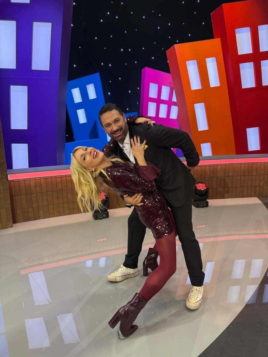 Σμαράγδα Καρύδη για το reunion του «Παρά Πέντε»: Η αγάπη σας θα μας ζεσταίνει την καρδιά για άλλα 20 χρόνια