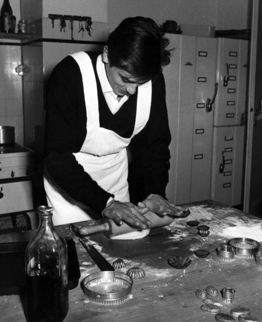 Η Ανούσκα Ντελόν νοσταλγεί τα Χριστούγεννα με τον πατέρα της 