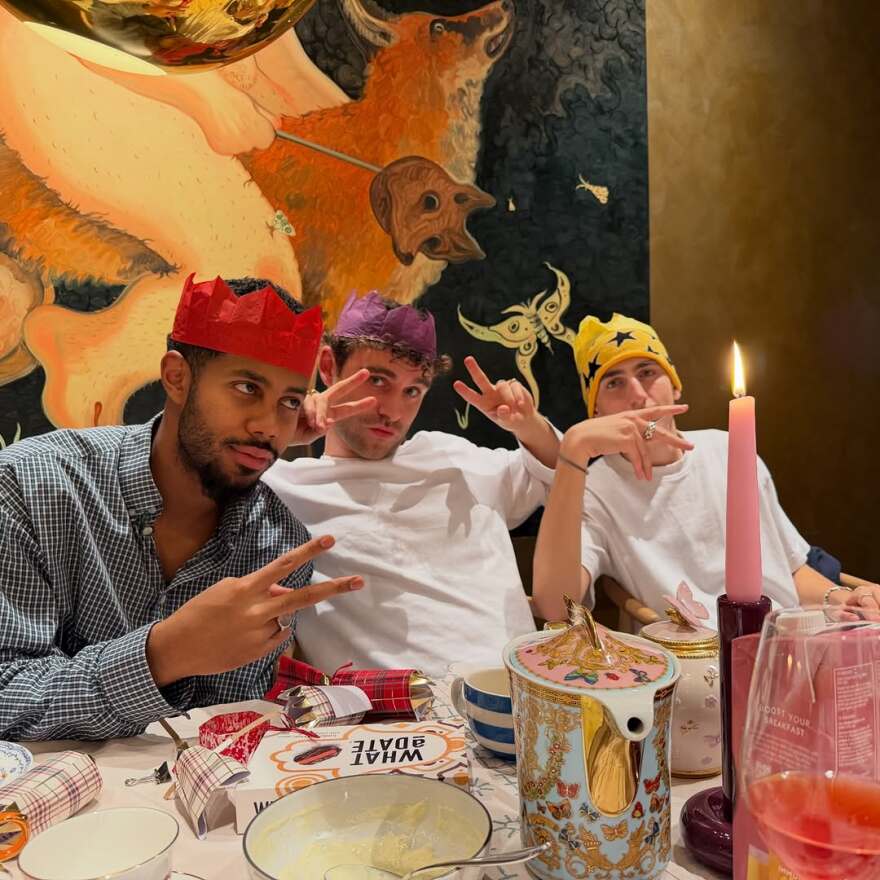 Η Ντούα Λίπα πέρασε τα Χριστούγεννα με τον Κάλουμ Τέρνερ: Όλα έχουν να κάνουν με την αγάπη
