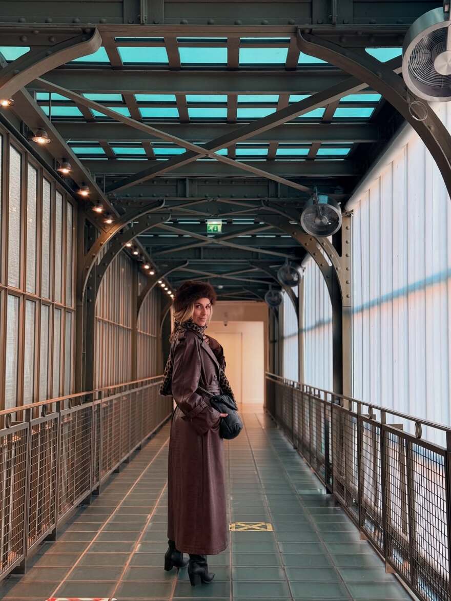 Η Ντορέττα Παπαδημητρίου και ο Γιώργος Γεροντιδάκης ταξίδεψαν στο Παρίσι για τα Χριστούγεννα, δείτε φωτογραφίες