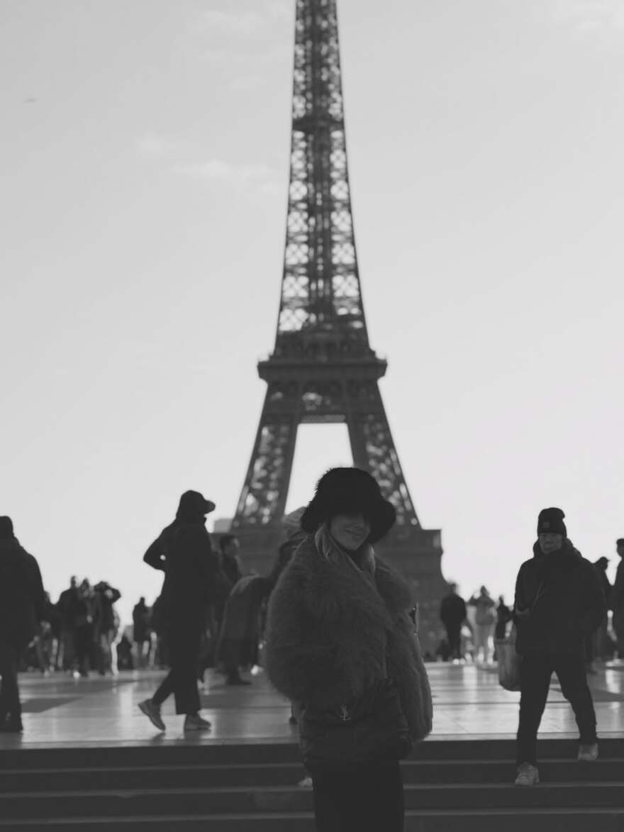 Η Ντορέττα Παπαδημητρίου και ο Γιώργος Γεροντιδάκης ταξίδεψαν στο Παρίσι για τα Χριστούγεννα, δείτε φωτογραφίες