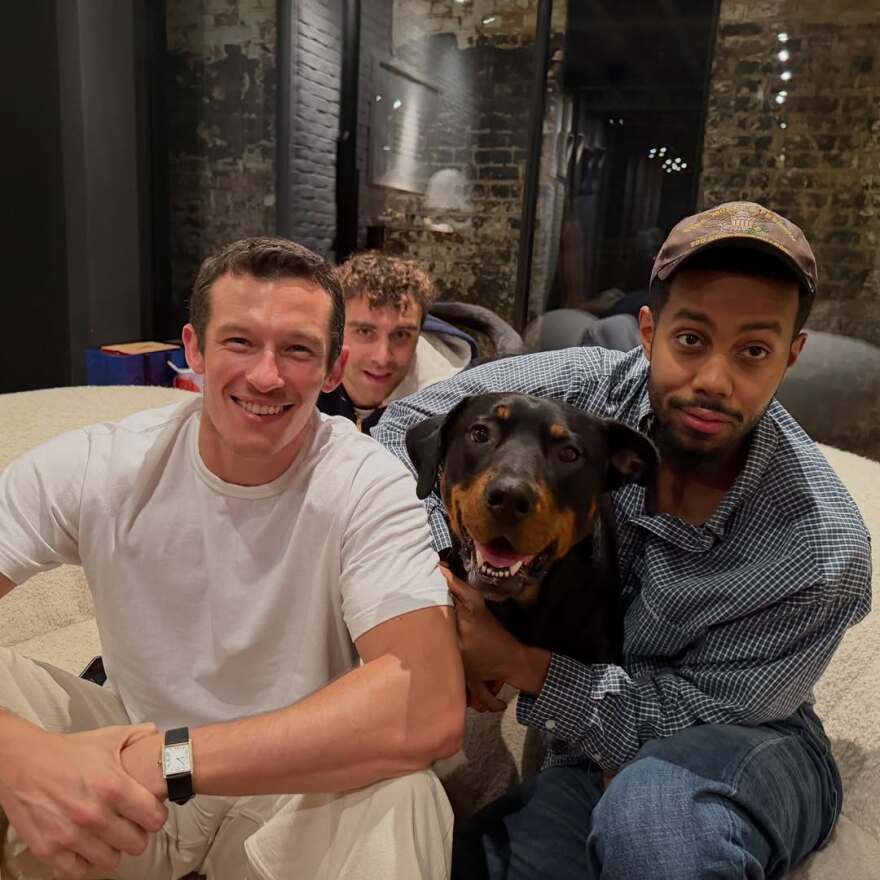 Η Ντούα Λίπα πέρασε τα Χριστούγεννα με τον Κάλουμ Τέρνερ: Όλα έχουν να κάνουν με την αγάπη
