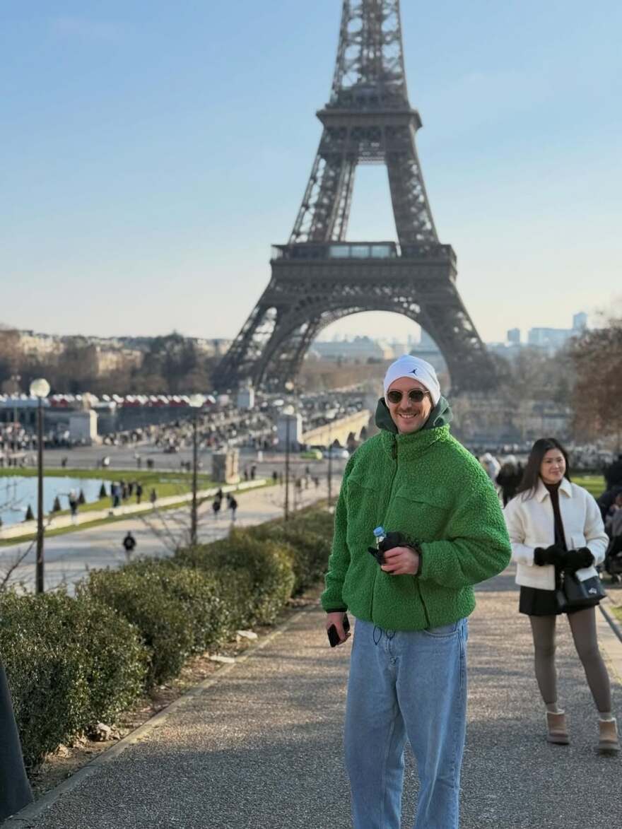 Η Ντορέττα Παπαδημητρίου και ο Γιώργος Γεροντιδάκης ταξίδεψαν στο Παρίσι για τα Χριστούγεννα, δείτε φωτογραφίες