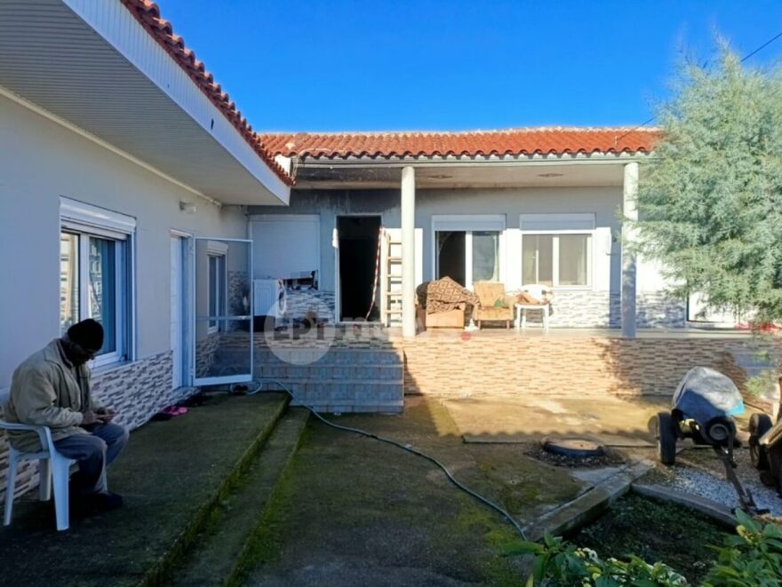 Τραγωδία στη Ροδόπη: Δικογραφία σε βάρος της μητέρας για τον θάνατο του 7χρονου από τη φωτιά