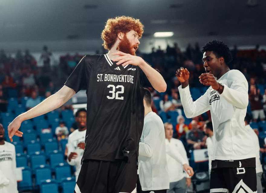 Η απίθανη ιστορία του Τζο Γκραχόβακ: Από άστεγος, έτοιμος να γίνει σταρ του μπάσκετ στις ΗΠΑ