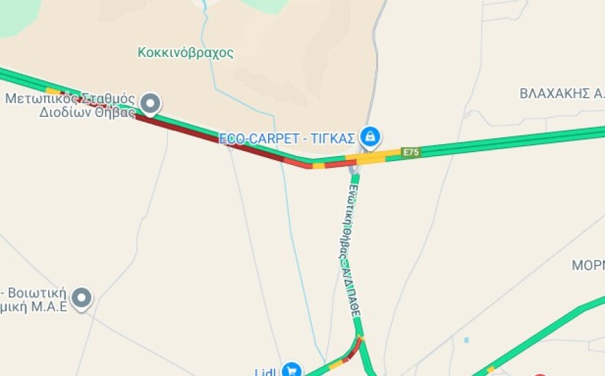 Σημειωτόν η επιστροφή των εκδρομέων: Ουρές χιλιομέτρων σε Μπράλο, Μαρτίνο και Κάστρο εξαιτίας των μπλόκων